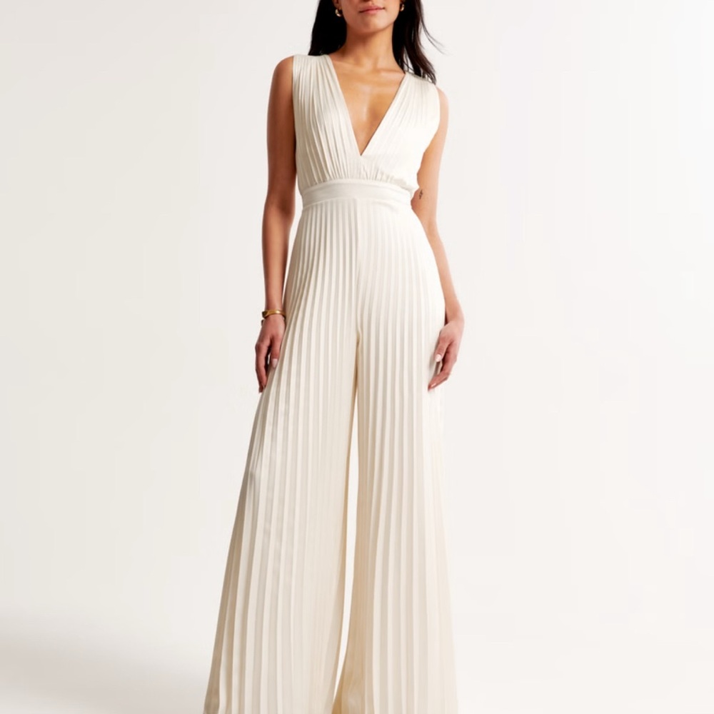 Abercrombie & Fitch Cream Pleated Jumpsuit
